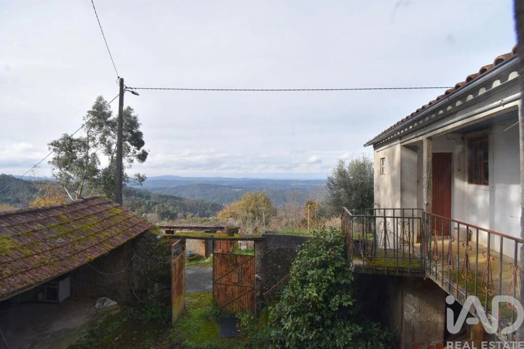 Moradia T4 para Venda em Vila Nova Foto 21