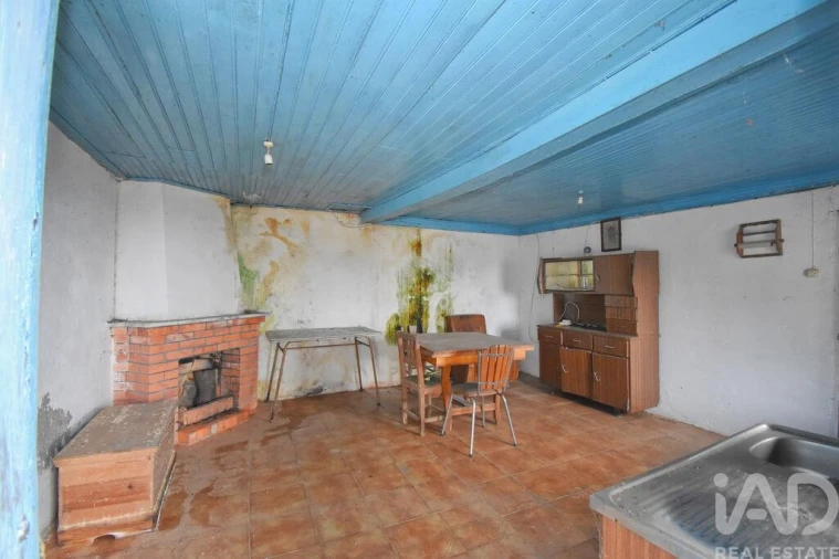 Moradia T4 para Venda em Vila Nova Foto 18