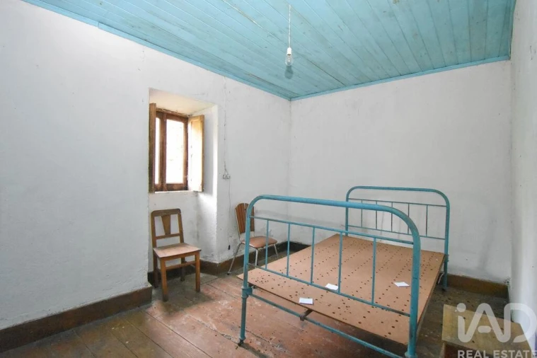 Moradia T4 para Venda em Vila Nova Foto 15