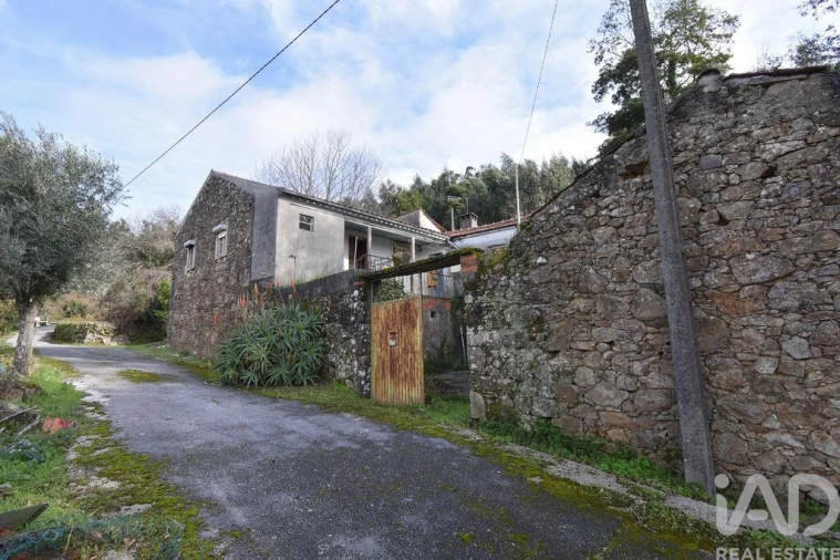 Moradia T4 para Venda em Vila Nova Foto 7