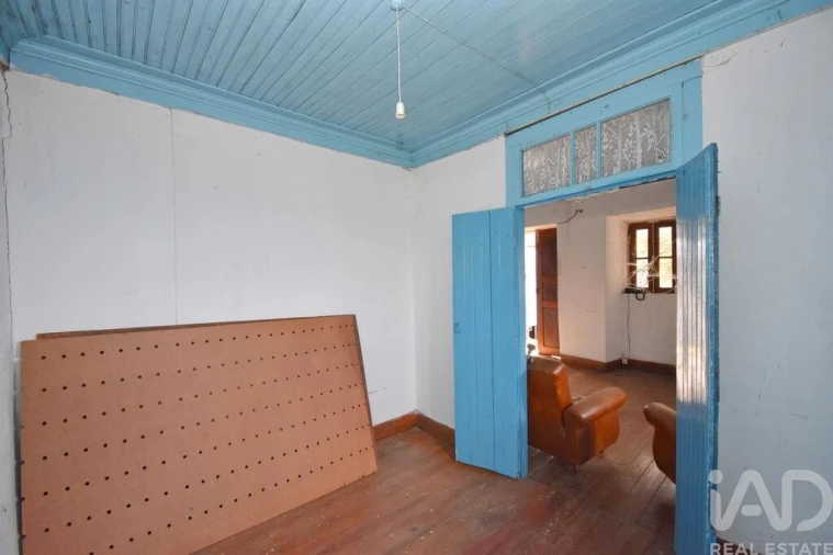 Moradia T4 para Venda em Vila Nova Foto 14