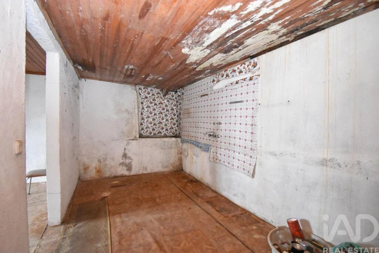 Moradia T4 para Venda em Vila Nova Foto 23