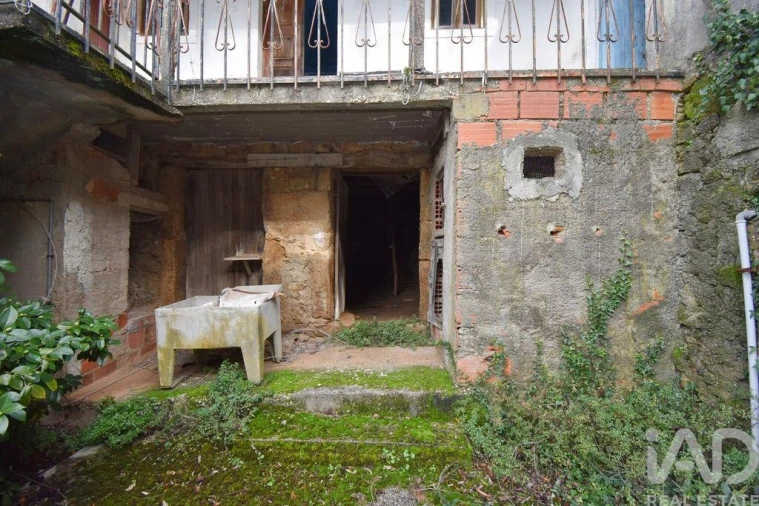 Moradia T4 para Venda em Vila Nova Foto 31