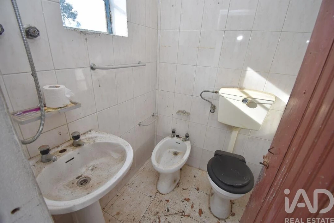 Moradia T4 para Venda em Vila Nova Foto 11