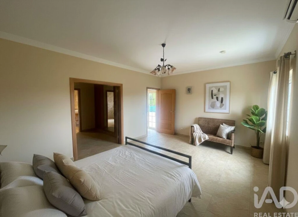 Moradia T6 para Venda em Conceição e Estoi Foto 38