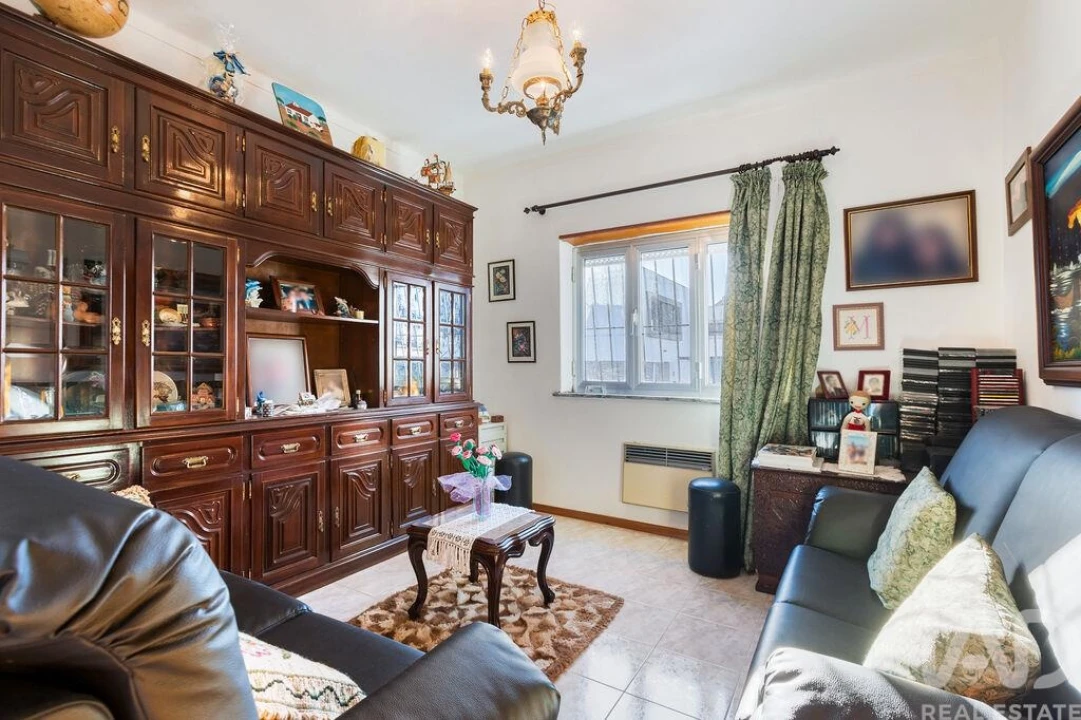 Moradia T6 para Venda em Bacelo e Senhora da Saúde Foto 13