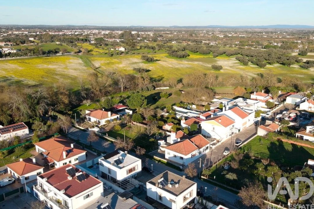 Moradia T6 para Venda em Bacelo e Senhora da Saúde Foto 7