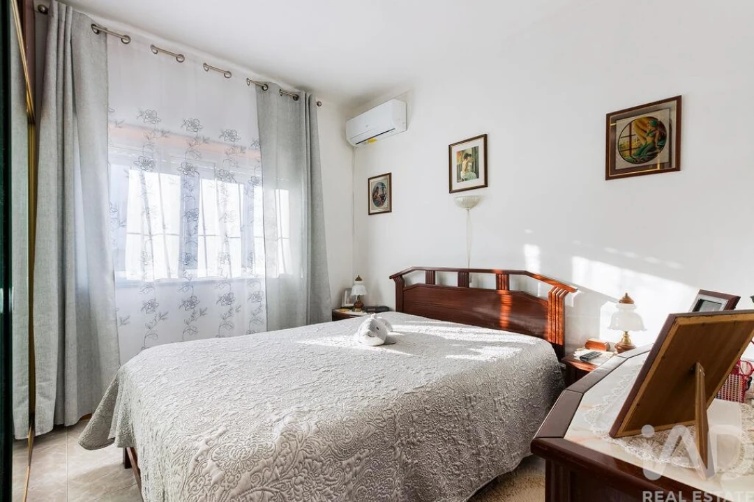 Moradia T6 para Venda em Bacelo e Senhora da Saúde Foto 25