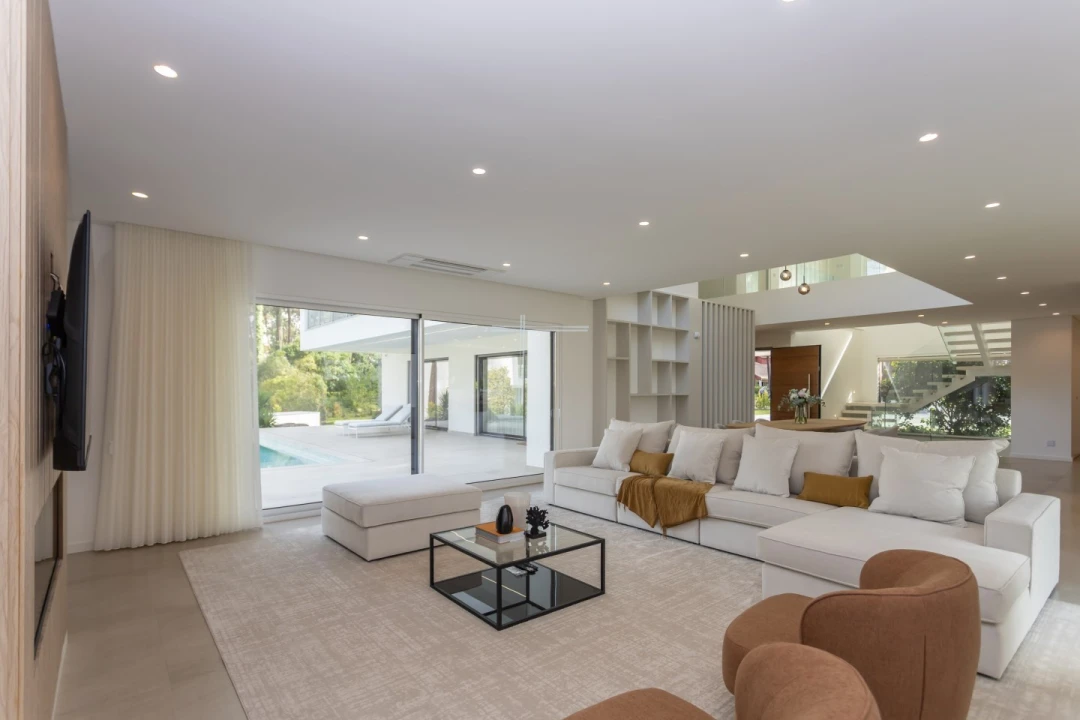 Moradia T5 para Venda em Charneca de Caparica e Sobreda Foto 2