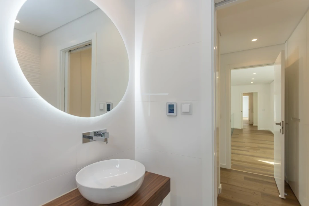 Moradia T5 para Venda em Charneca de Caparica e Sobreda Foto 49