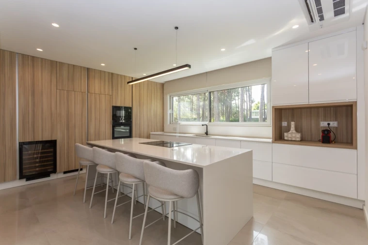 Moradia T5 para Venda em Charneca de Caparica e Sobreda Foto 16