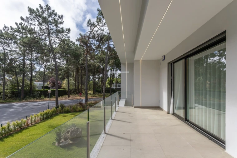 Moradia T5 para Venda em Charneca de Caparica e Sobreda Foto 54