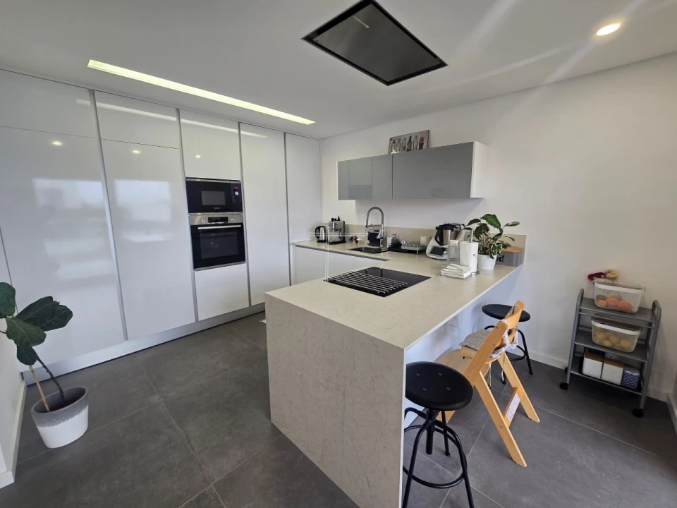 Moradia T4 para Venda em Charneca de Caparica e Sobreda Foto 2