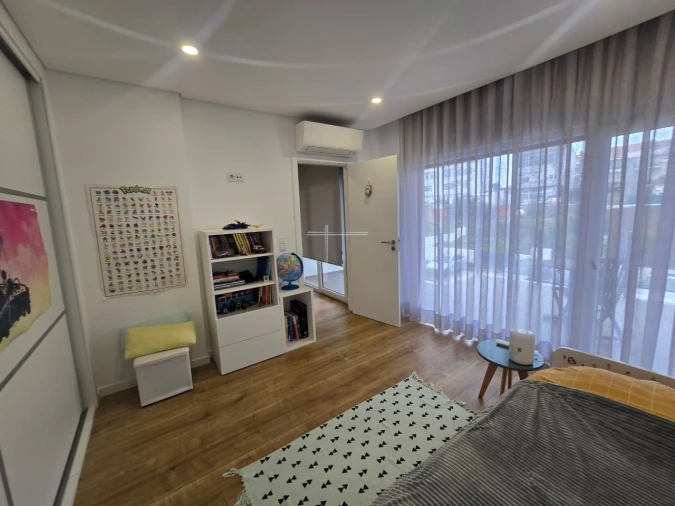 Moradia T4 para Venda em Charneca de Caparica e Sobreda Foto 27