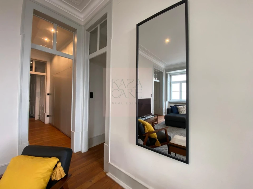 Apartamento T2 para Arrendamento férias em Santa Maria Maior Foto 8