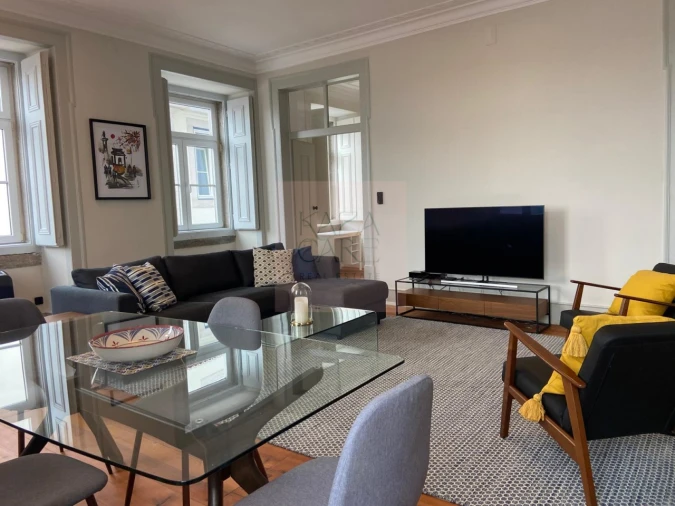 Apartamento T2 para Arrendamento férias em Santa Maria Maior Foto 4