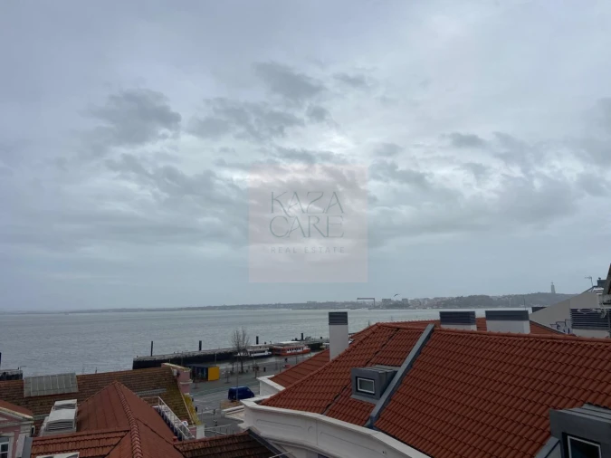 Apartamento T2 para Arrendamento férias em Santa Maria Maior Foto 15