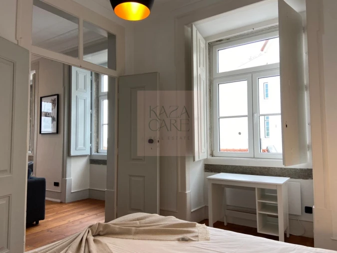 Apartamento T2 para Arrendamento férias em Santa Maria Maior Foto 18