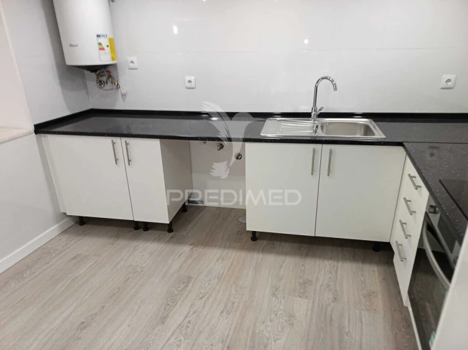 Apartamento T3 para Venda em São João Baptista Foto 2