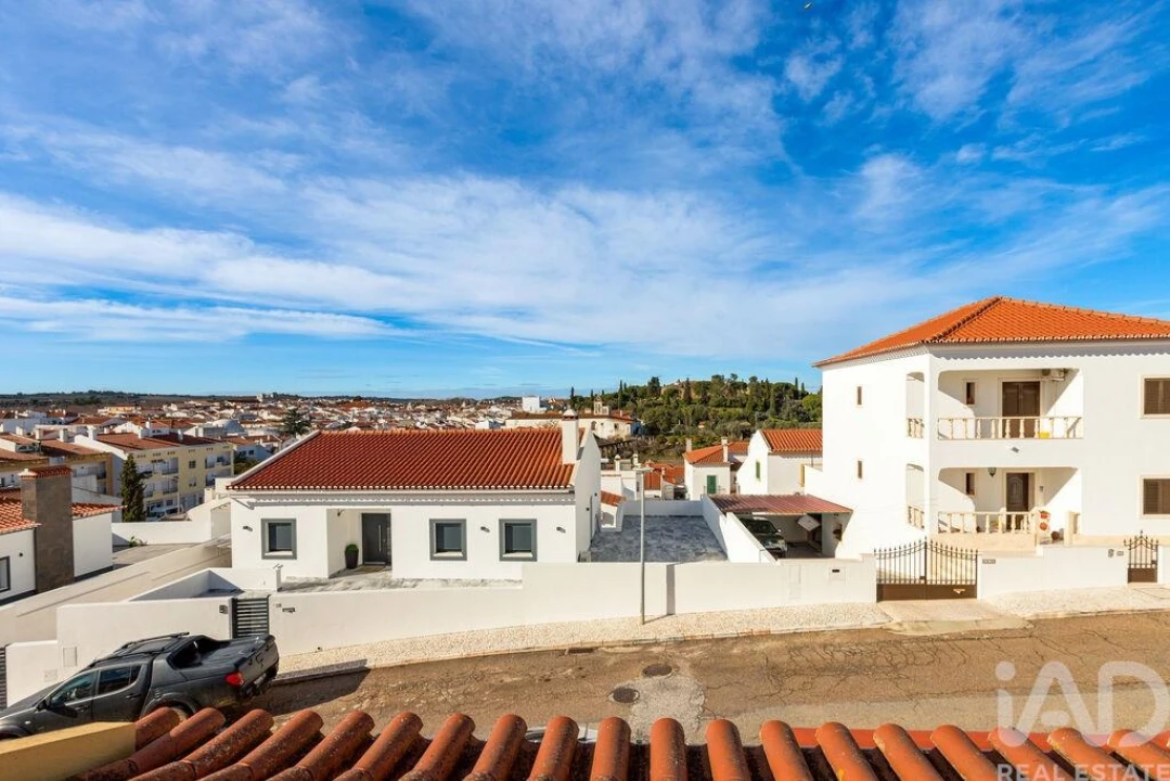 Moradia T3 para Venda em Nossa Senhora da Conceição e São Bartolomeu Foto 32