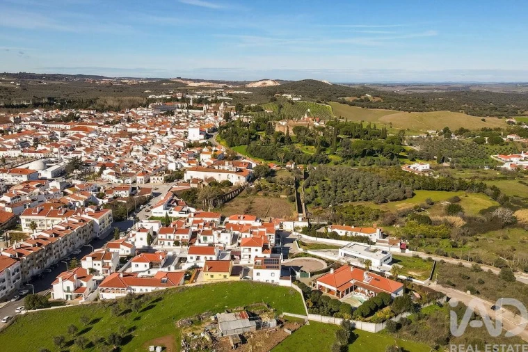 Moradia T3 para Venda em Nossa Senhora da Conceição e São Bartolomeu Foto 8