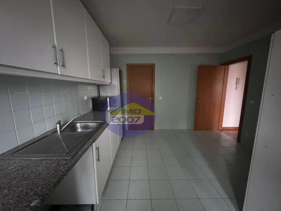 Moradia T3 para Venda em Fornos Foto 6