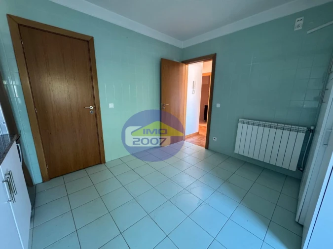 Moradia T3 para Venda em Fornos Foto 11