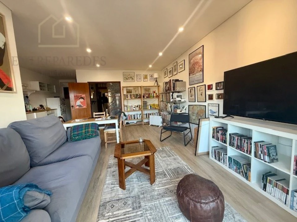 Apartamento T2 para Venda em Campanhã Foto 4