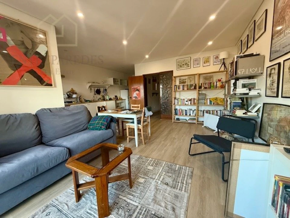 Apartamento T2 para Venda em Campanhã Foto 6