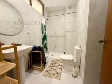 Apartamento T2 para Venda em Campanhã