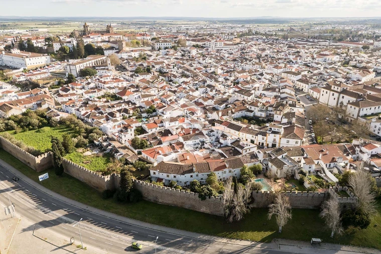 Moradia T1 para Venda em Évora (São Mamede, Sé, São Pedro e Santo Antão) Foto 29