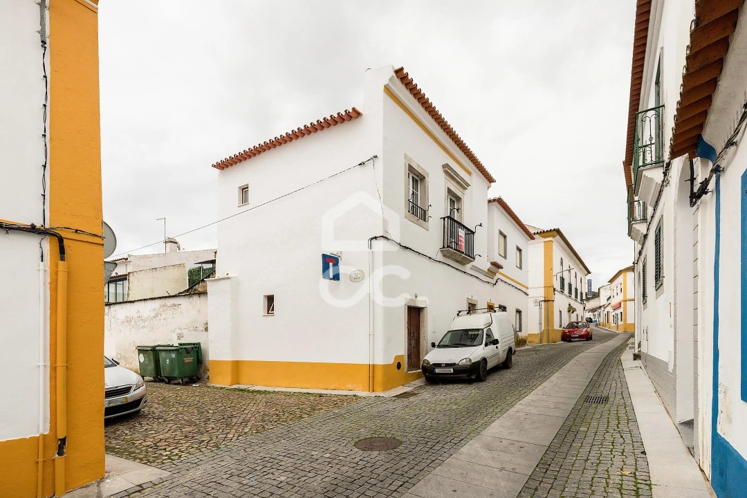 Moradia T1 para Arrendamento em Viana do Alentejo Foto 15