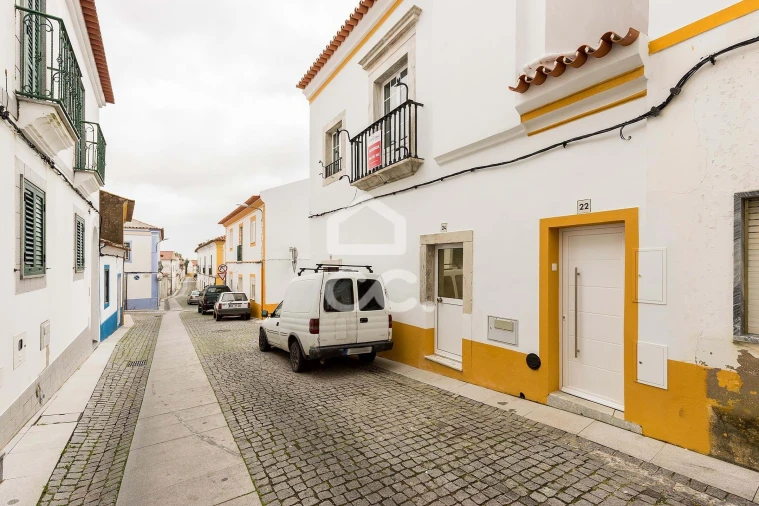 Moradia T1 para Arrendamento em Viana do Alentejo Foto 14