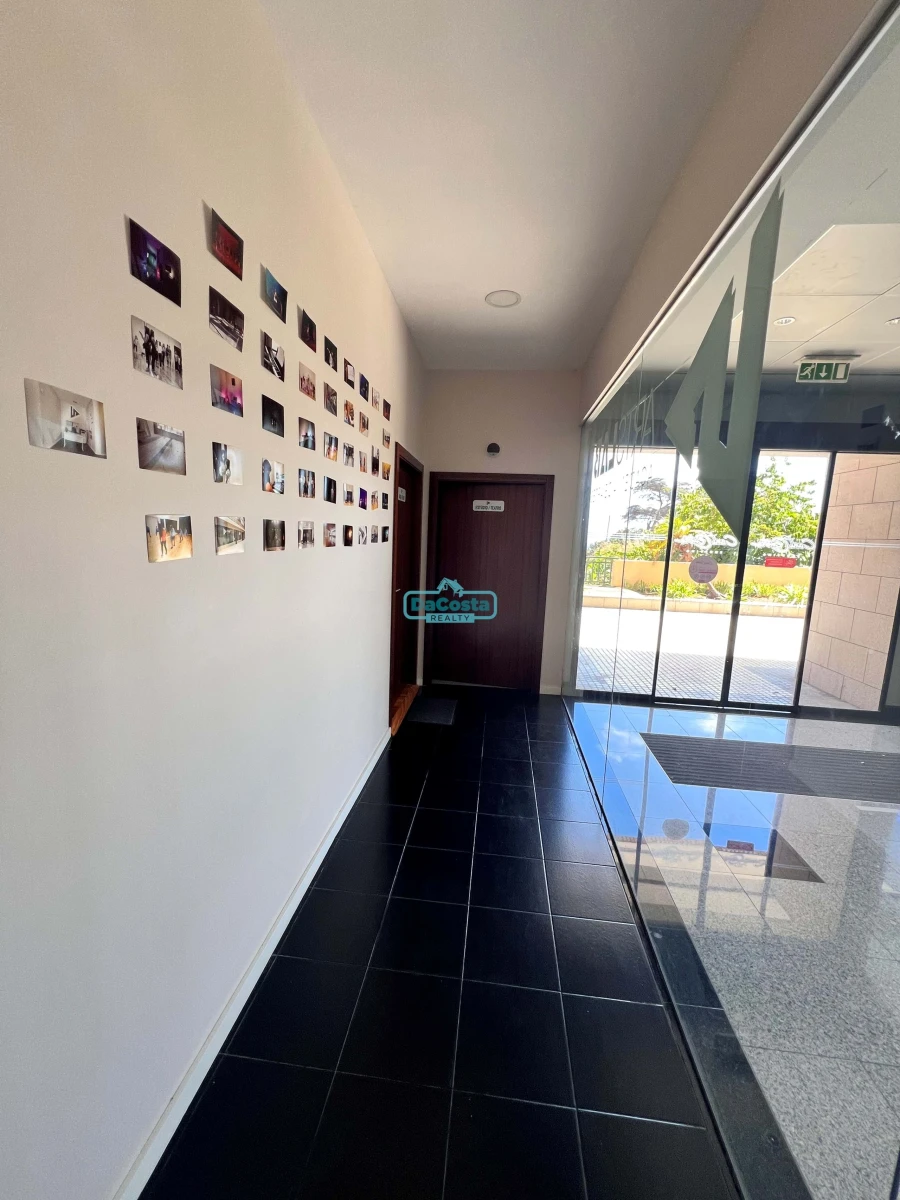 Negócio para Venda em Caniço Foto 9