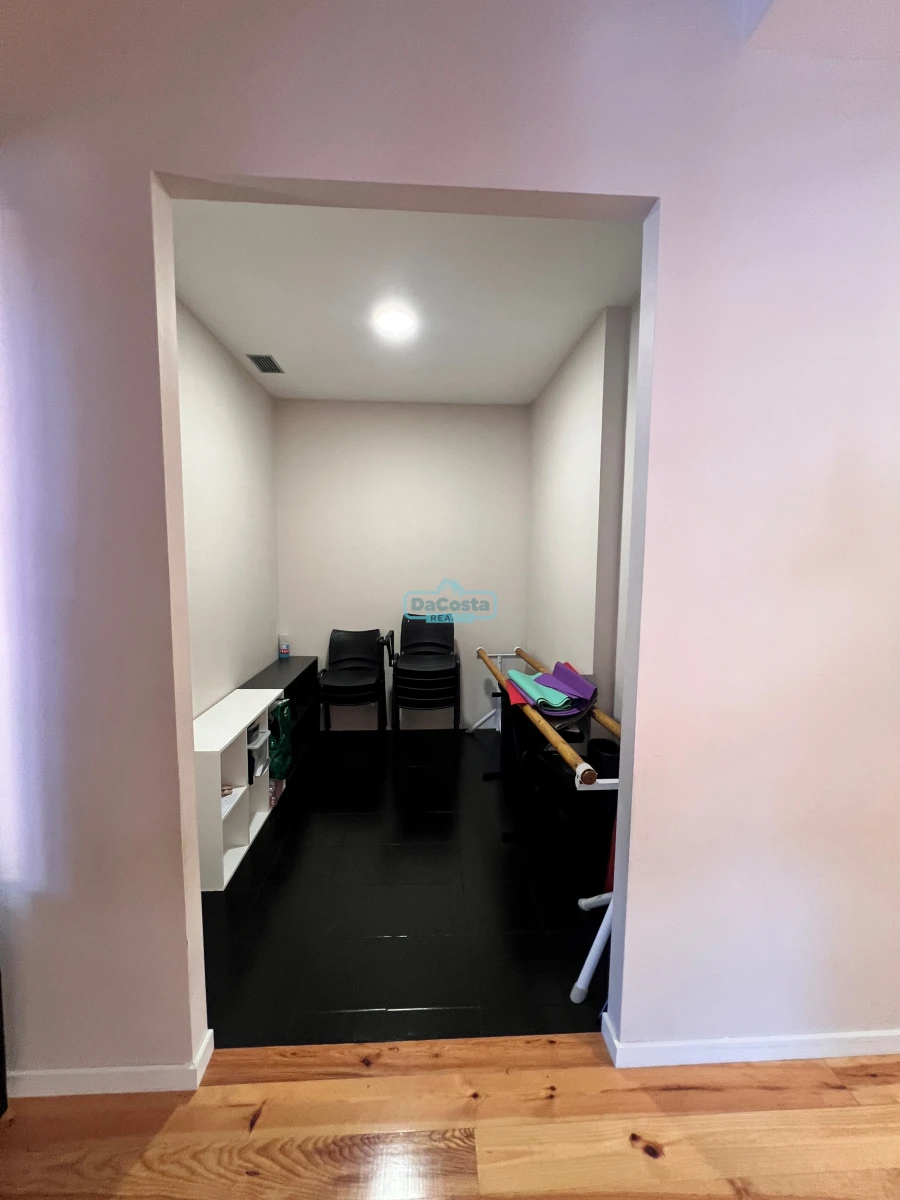 Negócio para Venda em Caniço Foto 6