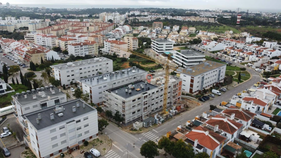 Apartamento T2 para Venda em Portimão Foto 9