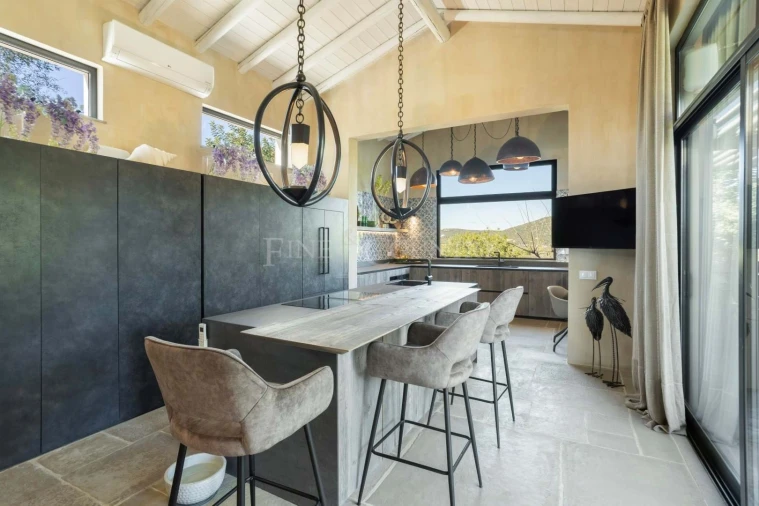 Moradia T5 para Venda em Olhão Foto 2