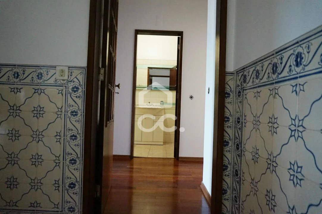 Apartamento T2 para Venda em Abrantes (São Vicente e São João) e Alferrarede Foto 4