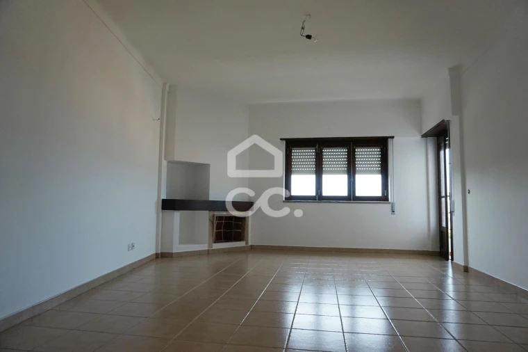 Apartamento T2 para Venda em Abrantes (São Vicente e São João) e Alferrarede Foto 3