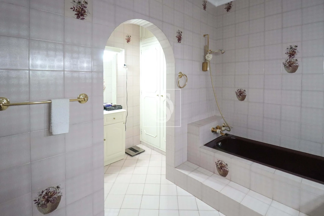 Moradia T5 para Venda em Portimão Foto 36