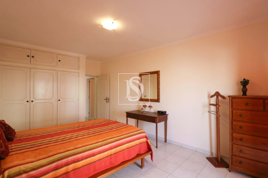 Moradia T5 para Venda em Portimão Foto 30