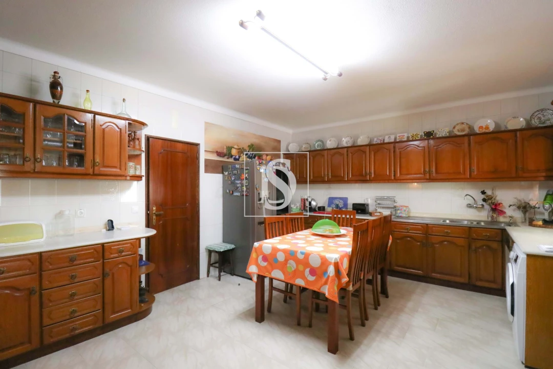 Moradia T5 para Venda em Portimão Foto 11