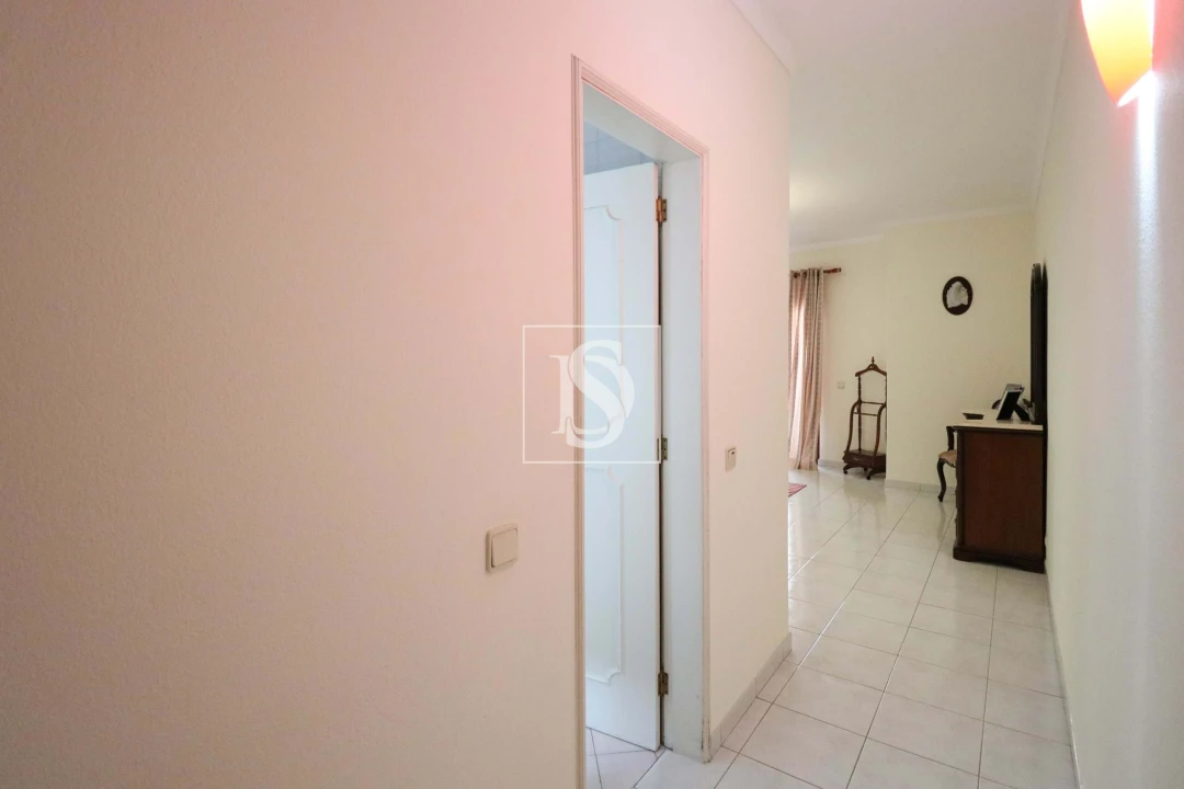 Moradia T5 para Venda em Portimão Foto 39