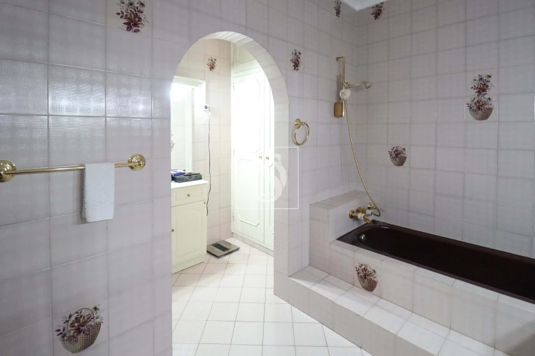 Moradia T5 para Venda em Portimão Foto 36