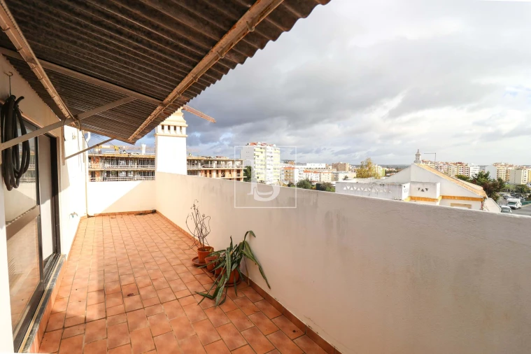 Moradia T5 para Venda em Portimão Foto 55