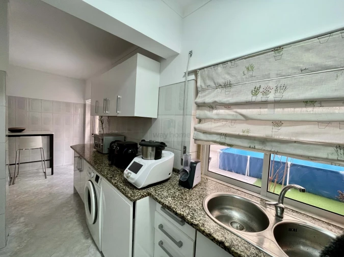 Apartamento T2 para Venda em Costa da Caparica Foto 14