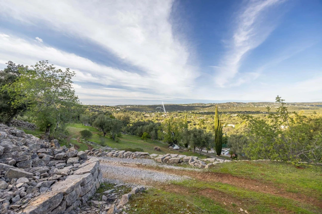 Apartamento T3 para Venda em Santa Barbara de Nexe Foto 28