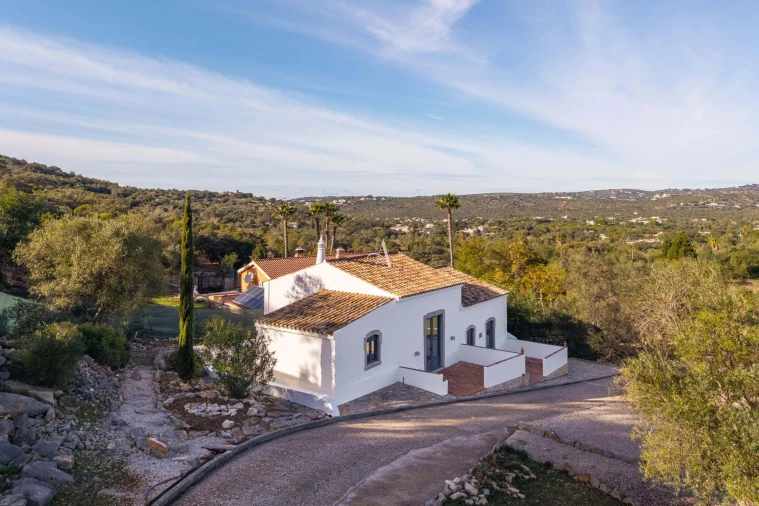 Apartamento T3 para Venda em Santa Barbara de Nexe Foto 36
