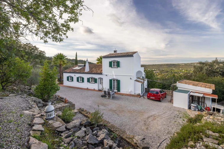 Apartamento T3 para Venda em Santa Barbara de Nexe Foto 34