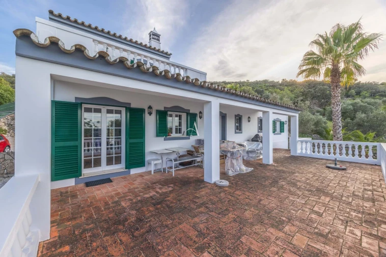 Apartamento T3 para Venda em Santa Barbara de Nexe Foto 35